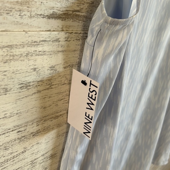 NINE WEST BLU/WHITE TANK BLOUSE - Picture 3 of 5